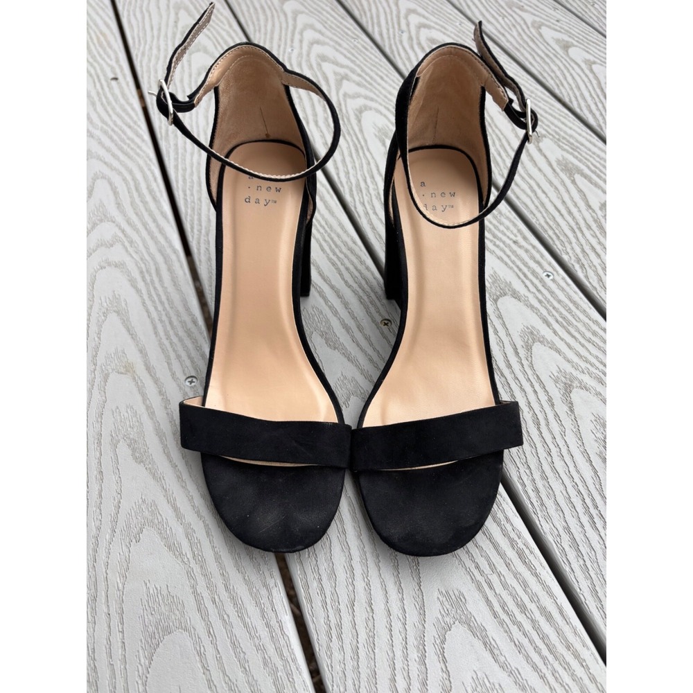A New Day Black Suede Ankle Strap Block Heel Sandals Women's Size 9 - Picture 6 of 11